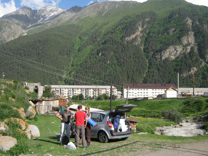 В поселке Эльбрус