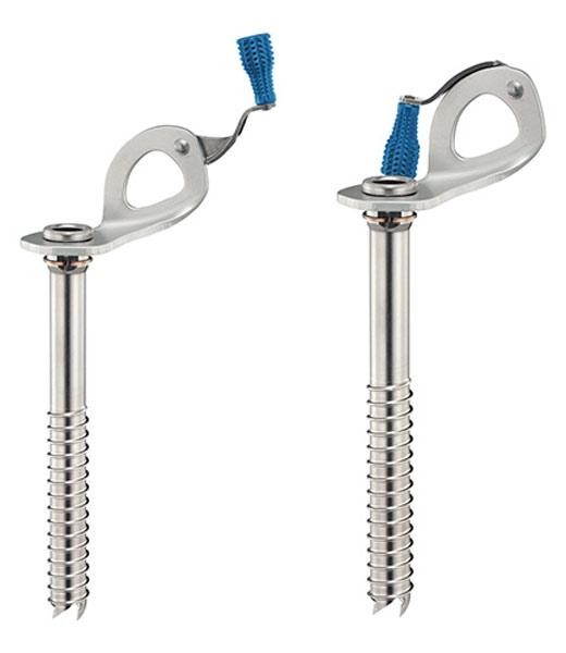 Команда из «АльпИндустрии» провела тест альпинистских ледобуров на льду Байкала