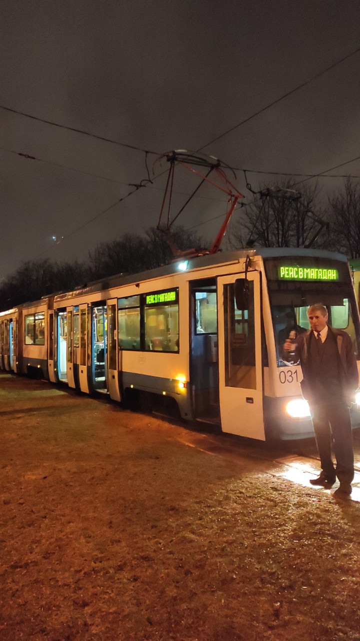 2021-04-18-19-53-26_1618765034222